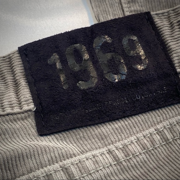 GAP 1969 Grey Corduroy Straight Fit Jeans Size 38 - Picture 6 of 6
